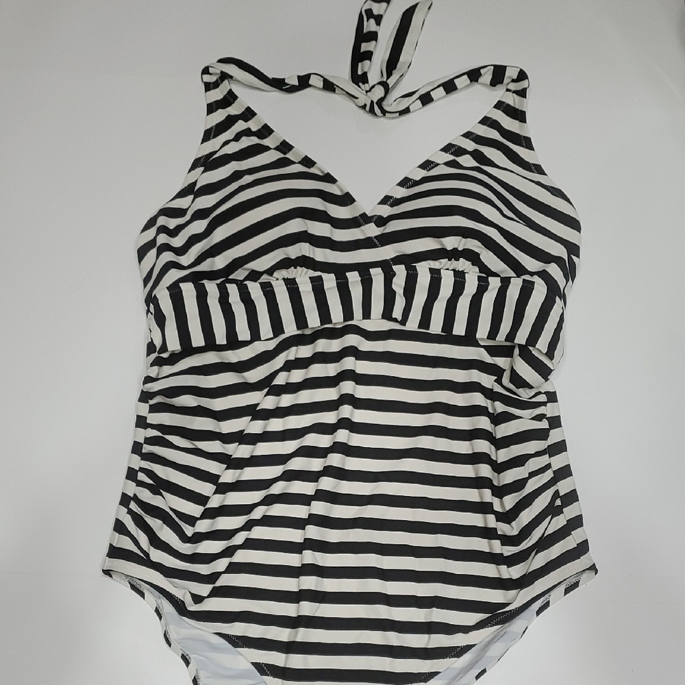 Motherhood Maternity Black and White Beach Bump Swimsuit